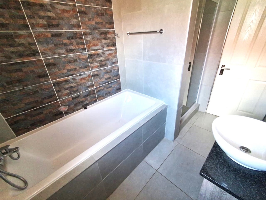 4 Bedroom Property for Sale in Mandela View Free State